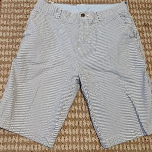 Brooks Brothers Boy's Striped blue and white short